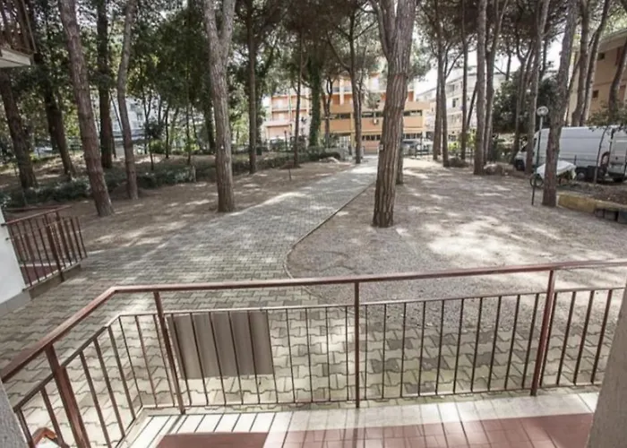Apartamento Piano Terra Con Posto Auto