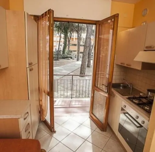 Apartamento Piano Terra Con Posto Auto *