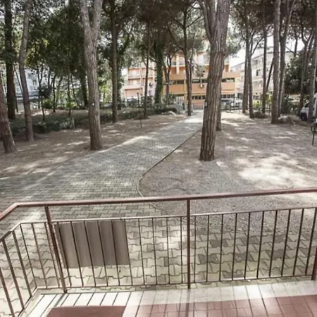 Appartamento Piano Terra Con Posto Auto