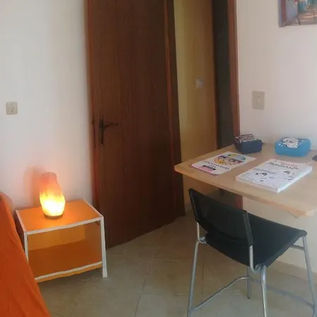 Piano Terra Con Posto Auto * רוסולינה מארה