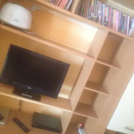 Appartamento Piano Terra Con Posto Auto *